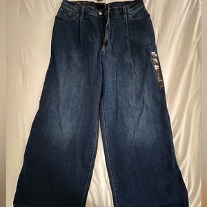 Wide leg jean